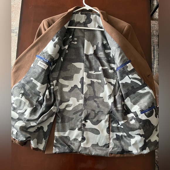 Men’s Kenneth Cole Reaction Sport Coat -38R - Picture 2 of 3